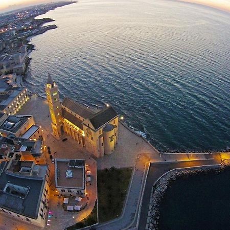 No Tag Urban Hotel Trani Eksteriør billede