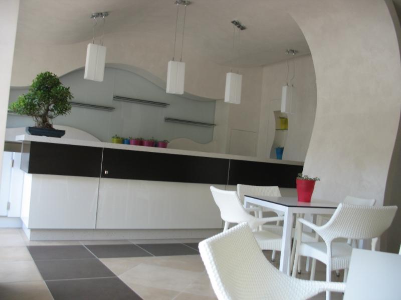 No Tag Urban Hotel Trani Eksteriør billede