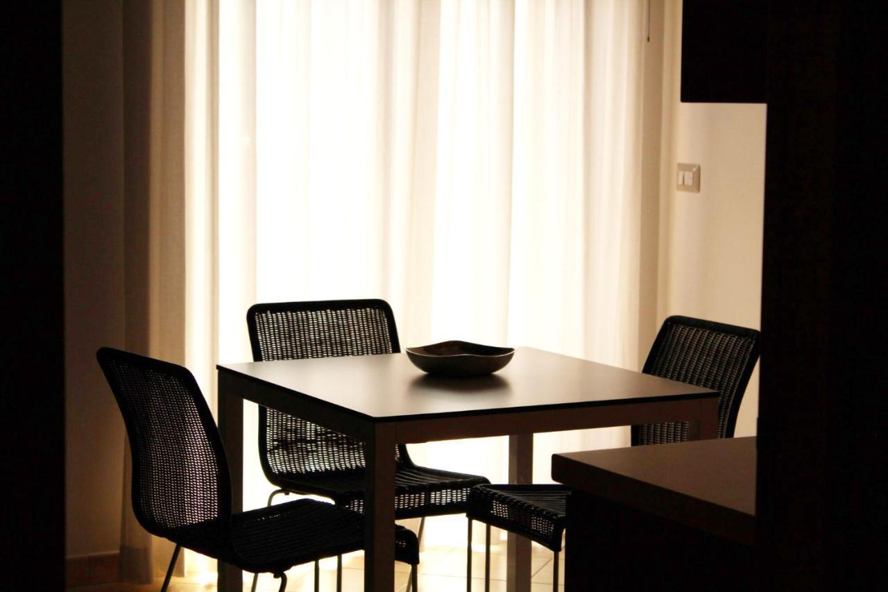 No Tag Urban Hotel Trani Eksteriør billede