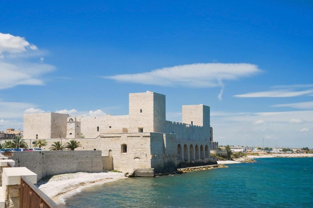 No Tag Urban Hotel Trani Eksteriør billede