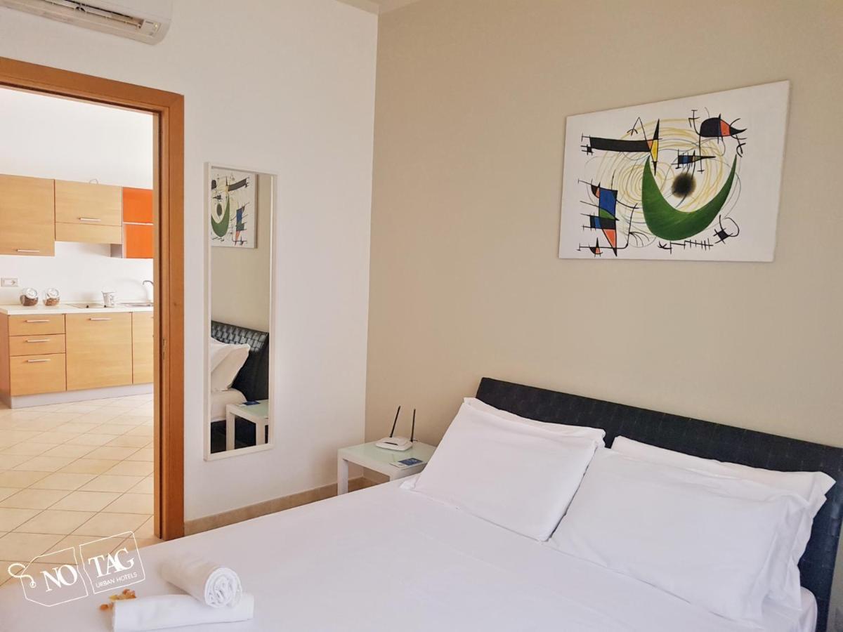 No Tag Urban Hotel Trani Eksteriør billede